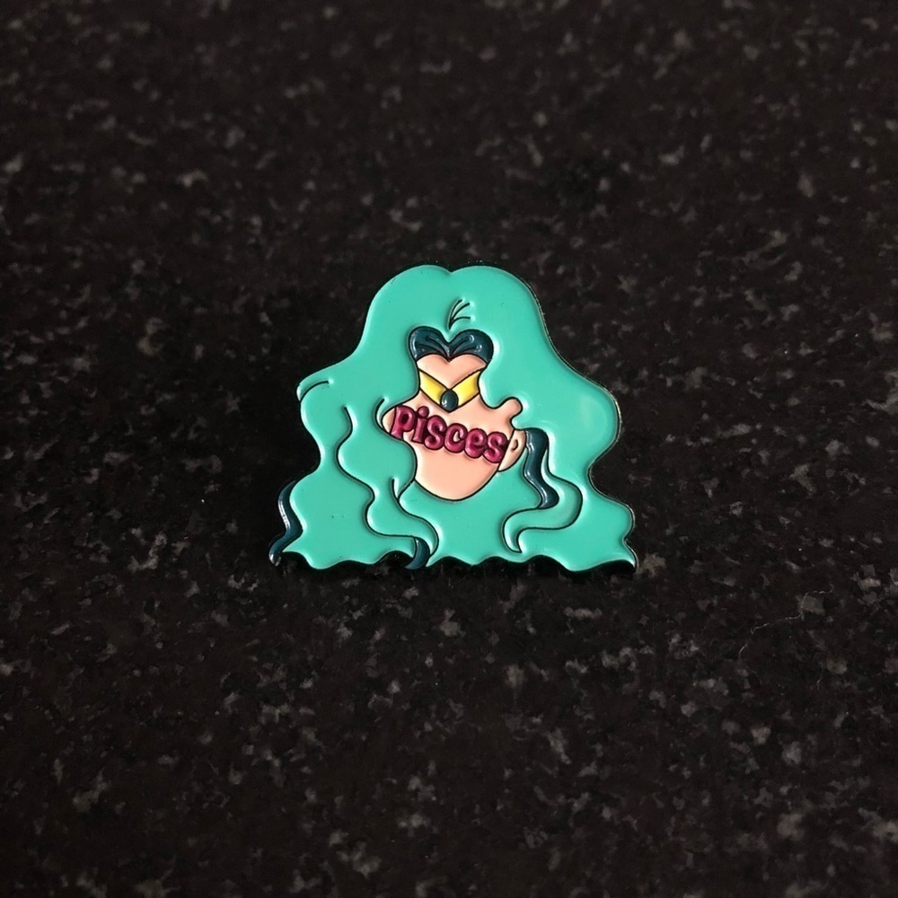 Sailor Pisces Enamel Pin | Sailor Moon Inspired | Zodiac Astrology Pin | 29mm